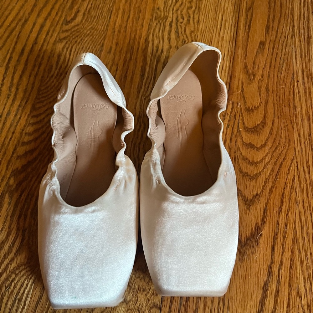 COPY - So danca size 7d point shoe airy removable shank. - Picture 8 of 8